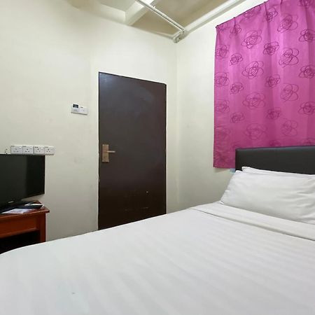 โรงแรมสปอต ออน 89673 กูด เฟรนด์ จอร์จทาวน์ ภายนอก รูปภาพ